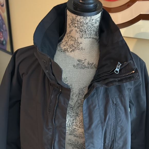 Jacket - Picture 2 of 3